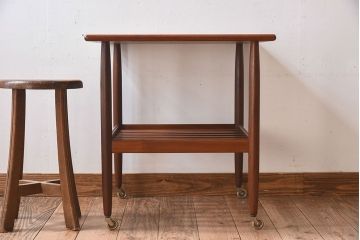 アンティーク雑貨　北欧家具　ビンテージ　チーク材　キャスター付きトロリー(キッチンワゴン)