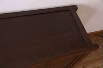 中古　民芸家具　楡材　総無垢　重厚な佇まいが趣ある六尺水屋箪笥サイドボード