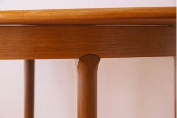 ヴィンテージ家具　北欧ビンテージ　MEREDEW社製!丸型エクステンションテーブル