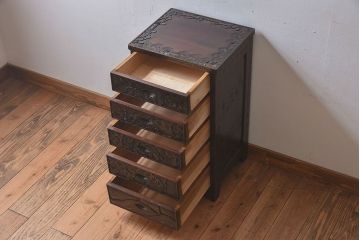 中古　民芸家具　軽井沢彫りが美しいチェスト(引き出し)