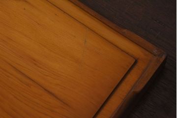 アンティーク雑貨　和製アンティーク　大正昭和期　美しい彫りが優美なトレー(お盆)