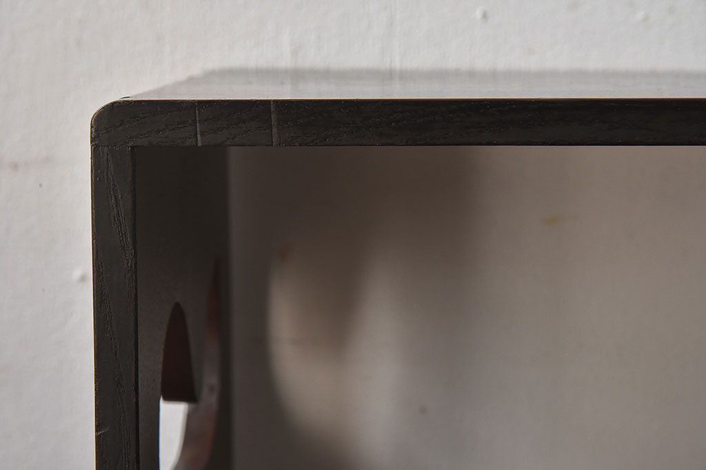 アンティーク雑貨　漆塗り　透かしが和モダンなアンティーク花台(飾り台)