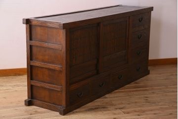 中古　民芸家具　楡材総無垢　重厚な佇まいが趣ある六尺水屋箪笥サイドボード(2)