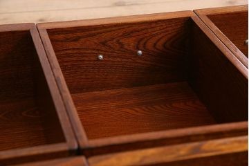 中古　民芸家具　楡材総無垢　重厚な佇まいが趣ある五尺水屋箪笥サイドボード