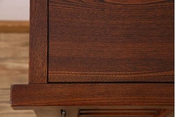 中古　民芸家具　楡材総無垢　重厚な佇まいが趣ある五尺水屋箪笥サイドボード