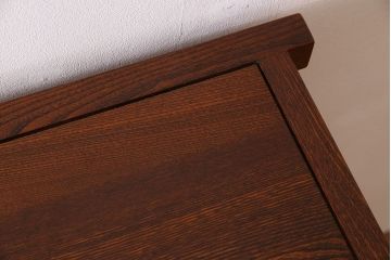 中古　民芸家具　楡材総無垢　重厚な佇まいが趣ある五尺水屋箪笥サイドボード