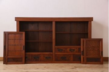 中古　民芸家具　楡材総無垢　重厚な佇まいが趣ある五尺水屋箪笥サイドボード(2)