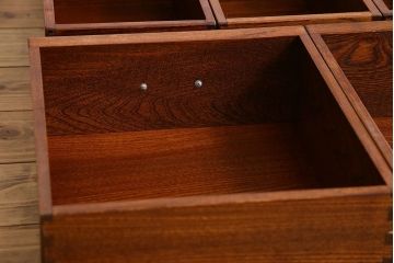 中古　民芸家具　楡材総無垢　重厚な佇まいが趣ある五尺水屋箪笥サイドボード(2)