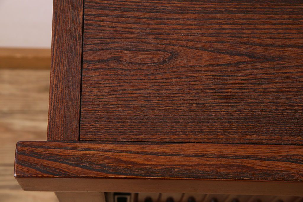 中古　民芸家具　楡材総無垢　重厚な佇まいが趣ある五尺水屋箪笥サイドボード(2)