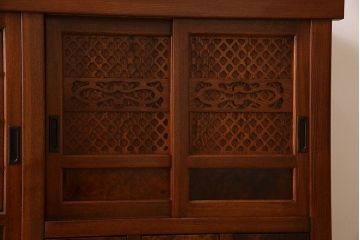 中古　民芸家具　楡材総無垢　重厚な佇まいが趣ある五尺水屋箪笥サイドボード(2)