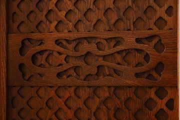 中古　民芸家具　楡材総無垢　重厚な佇まいが趣ある五尺水屋箪笥サイドボード(2)