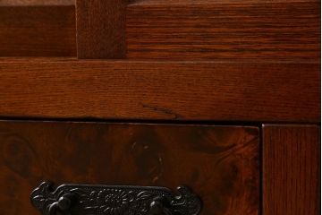 中古　民芸家具　楡材総無垢　重厚な佇まいが趣ある五尺水屋箪笥サイドボード(2)