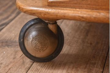 ヴィンテージ家具　ERCOL(アーコール)　イギリスビンテージ　トロリーキャスターワゴン(キッチンワゴン)(2)