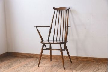 ヴィンテージ家具　英国ビンテージ　ERCOL(アーコール)　ゴールドスミス　アームチェア(1)