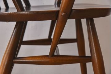ヴィンテージ家具　英国ビンテージ　ERCOL(アーコール)　ゴールドスミス　アームチェア(1)