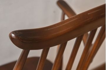 ヴィンテージ家具　英国ビンテージ　ERCOL(アーコール)　ゴールドスミス　アームチェア(1)