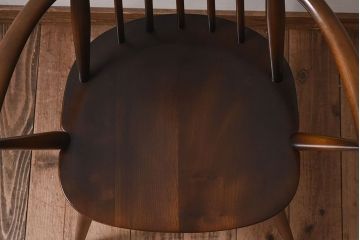 ヴィンテージ家具　英国ビンテージ　ERCOL(アーコール)　ゴールドスミス　アームチェア(1)