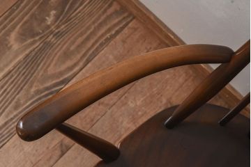 ヴィンテージ家具　英国ビンテージ　ERCOL(アーコール)　ゴールドスミス　アームチェア(2)