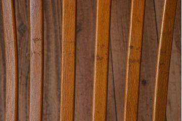 ヴィンテージ家具　ヨーロッパビンテージ　オーク材　かわいいチェア(1)