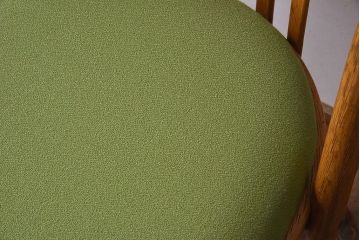 ヴィンテージ家具　ヨーロッパビンテージ　オーク材　かわいいチェア(3)