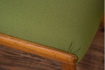 ヴィンテージ家具　ヨーロッパビンテージ　オーク材　かわいいチェア