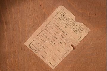 ヴィンテージ家具　ヨーロッパビンテージ　オーク材　かわいいチェア