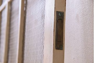 アンティークペイント建具　金網　シャビーなグリアージュ戸1枚(引き戸、ドア、仕切り戸)(R-024776)