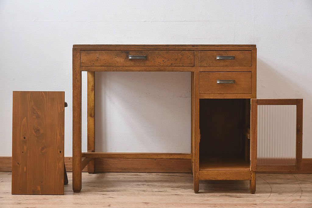 レトロ家具　和製アンティーク　モールガラス入り扉付き!古い木製のレトロな片袖机(学習机・デスク)