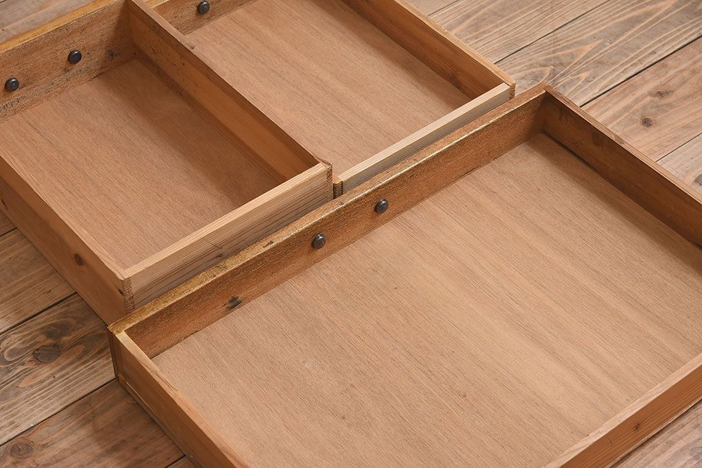 レトロ家具　和製アンティーク　モールガラス入り扉付き!古い木製のレトロな片袖机(学習机・デスク)