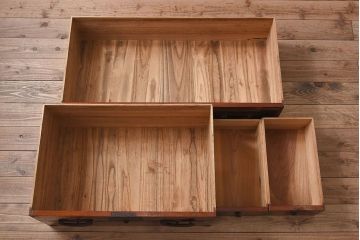 明治期　前面欅材製　極美品!漆が美しい衣装箪笥(二本松重ね箪笥)