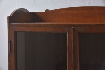 アンティーク家具　結霜ガラス入り　栓材　和製アンティークの本箱(本棚・収納棚・戸棚)