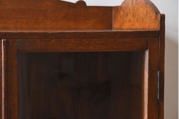 アンティーク家具　結霜ガラス入り　栓材　和製アンティークの本箱(本棚・収納棚・戸棚)