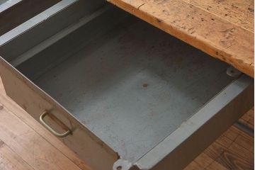 ヴィンテージ家具　フランスビンテージ　極厚インダストリアル(工業系)作業台