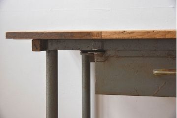 ヴィンテージ家具　フランスビンテージ　極厚インダストリアル(工業系)作業台