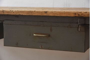 ヴィンテージ家具　フランスビンテージ　極厚インダストリアル(工業系)作業台