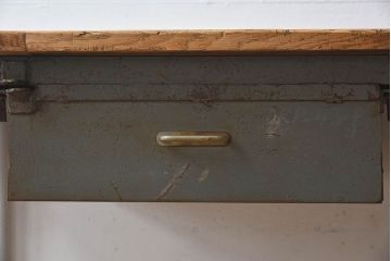 ヴィンテージ家具　フランスビンテージ　極厚インダストリアル(工業系)作業台