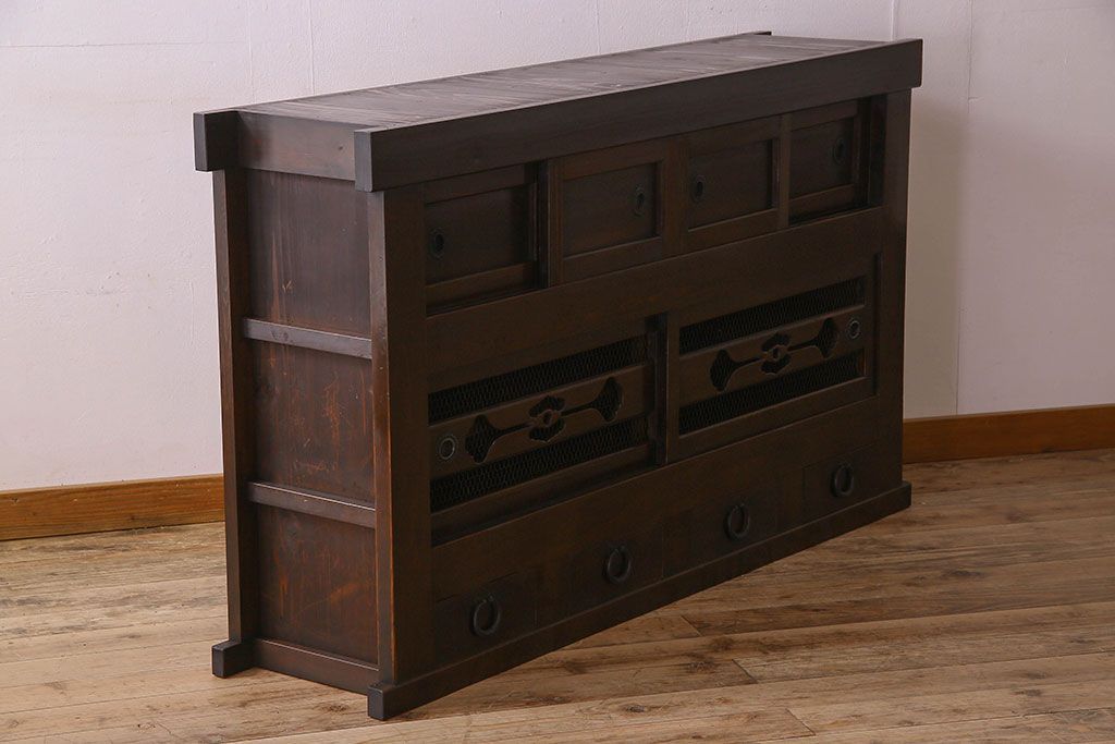 アンティーク家具　古民具・骨董　五尺 透かし彫りが雅な水屋箪笥サイドボード(テレビボード)