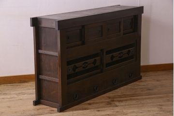 アンティーク家具　古民具・骨董　五尺 透かし彫りが雅な水屋箪笥サイドボード(テレビボード)