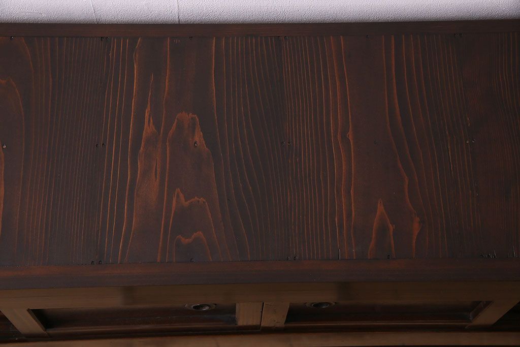 アンティーク家具　古民具・骨董　五尺 透かし彫りが雅な水屋箪笥サイドボード(テレビボード)