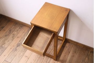 アンティーク雑貨　昭和レトロ　引き出し付きサイドテーブル(花台)