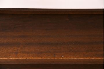 レトロ家具　昭和レトロ　透かし彫り　古い木製の縦型アンティーク本棚(2)