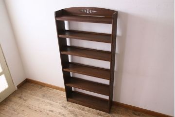 レトロ家具　昭和レトロ　透かし彫り　古い木製の縦型アンティーク本棚(3)