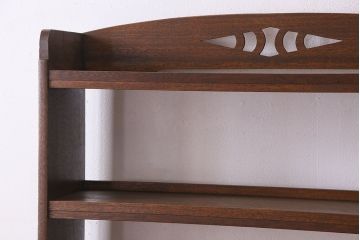 レトロ家具　昭和レトロ　透かし彫り　古い木製の縦型アンティーク本棚(3)