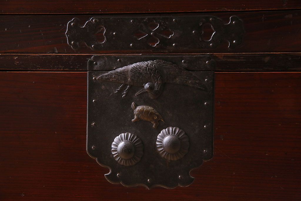 アンティーク家具　和製アンティーク　前面ケヤキ材　重ね二本松箪笥