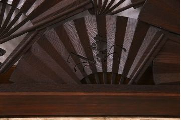 アンティーク雑貨　【展示品】ヒノキ・ケヤキ材　和製アンティーク　扇透かし欄間(1)