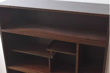 アンティーク家具　高級品　伝統工芸軽井沢彫り　総彫仕上げ　茶箪笥