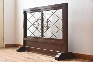 アンティーク雑貨　和製アンティーク　ケヤキ・ヒノキ材　ステンドガラス入りの衝立