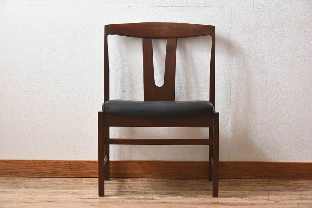 北欧家具　チーク材のクッションチェア(1)