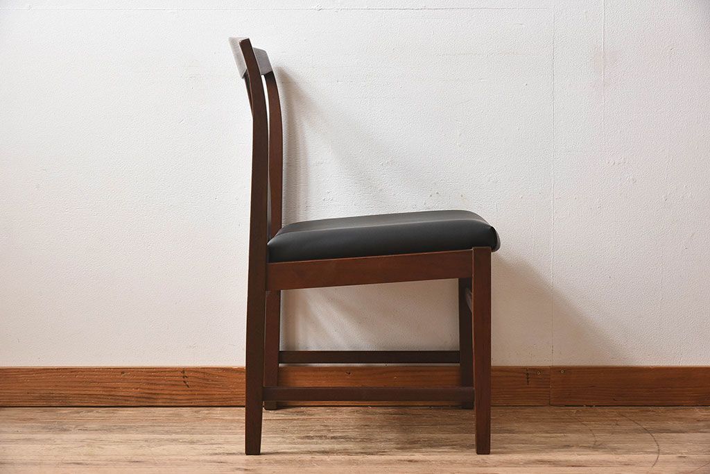 北欧家具　チーク材のクッションチェア(1)