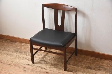 北欧家具　チーク材のクッションチェア(1)